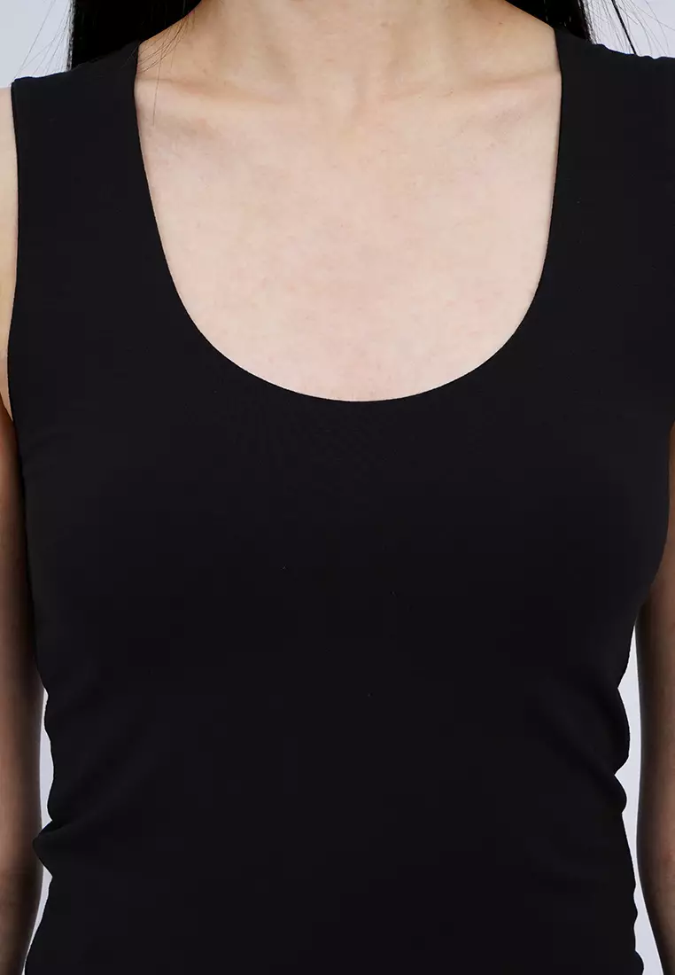Low Neck Basic Fitted Tank Top