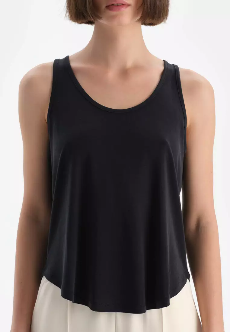 Black Tanktop, Crew Neck, Regular, Sleeveless Activewear for Women
