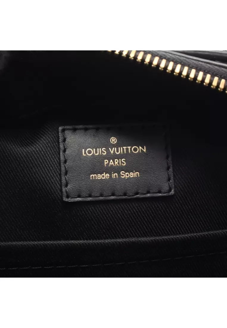 Pre-Loved Louis Vuitton Saintonge monogram Noir Shoulder bag PVC leather Brown black