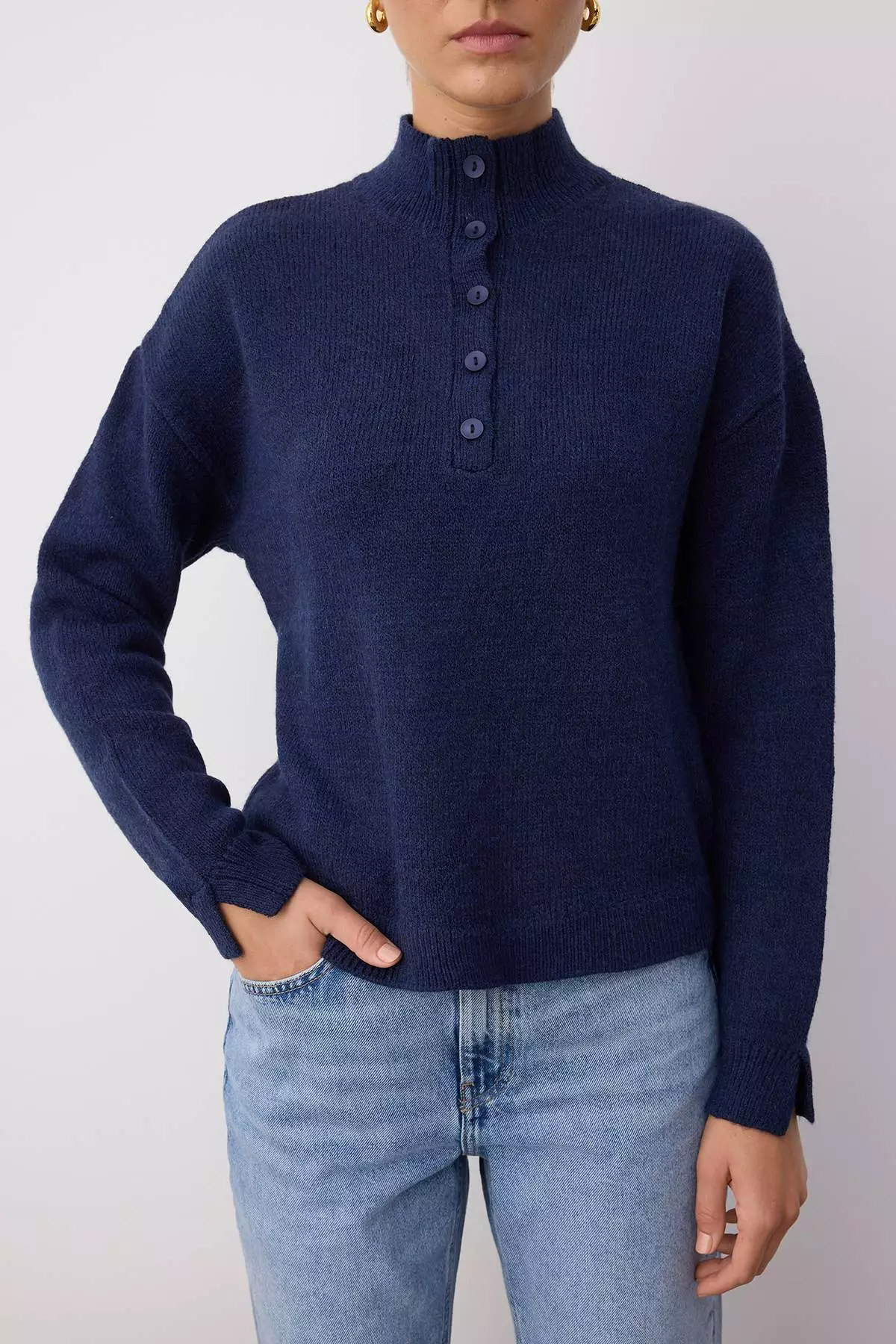 Wardrobe Essentials Navy Blue Soft-Textured Knit Sweater | Twoaw26Kz00074