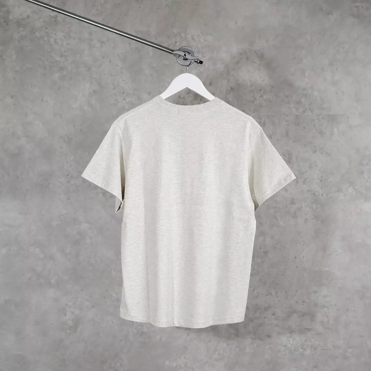 Kaos MARDI MERCREDI FLORAL BLACK OATMEAL SAND TSHIRT REGULAR 100% ORIGINAL