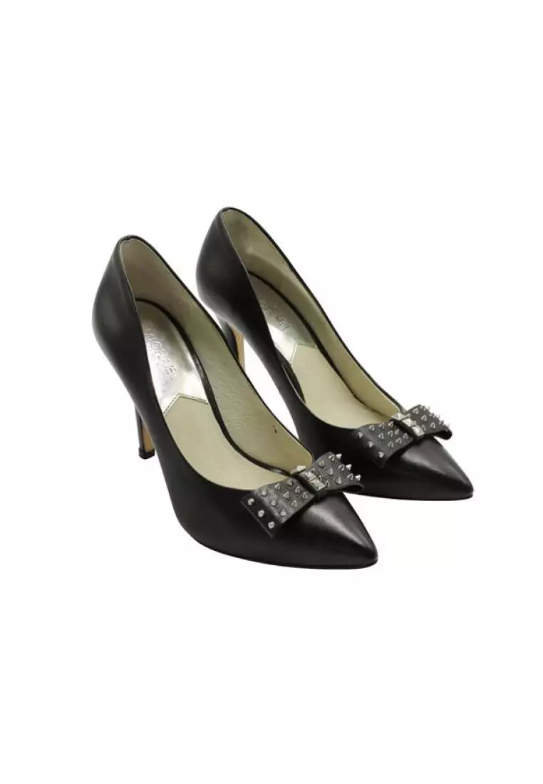 Michael kors shoes black heels online
