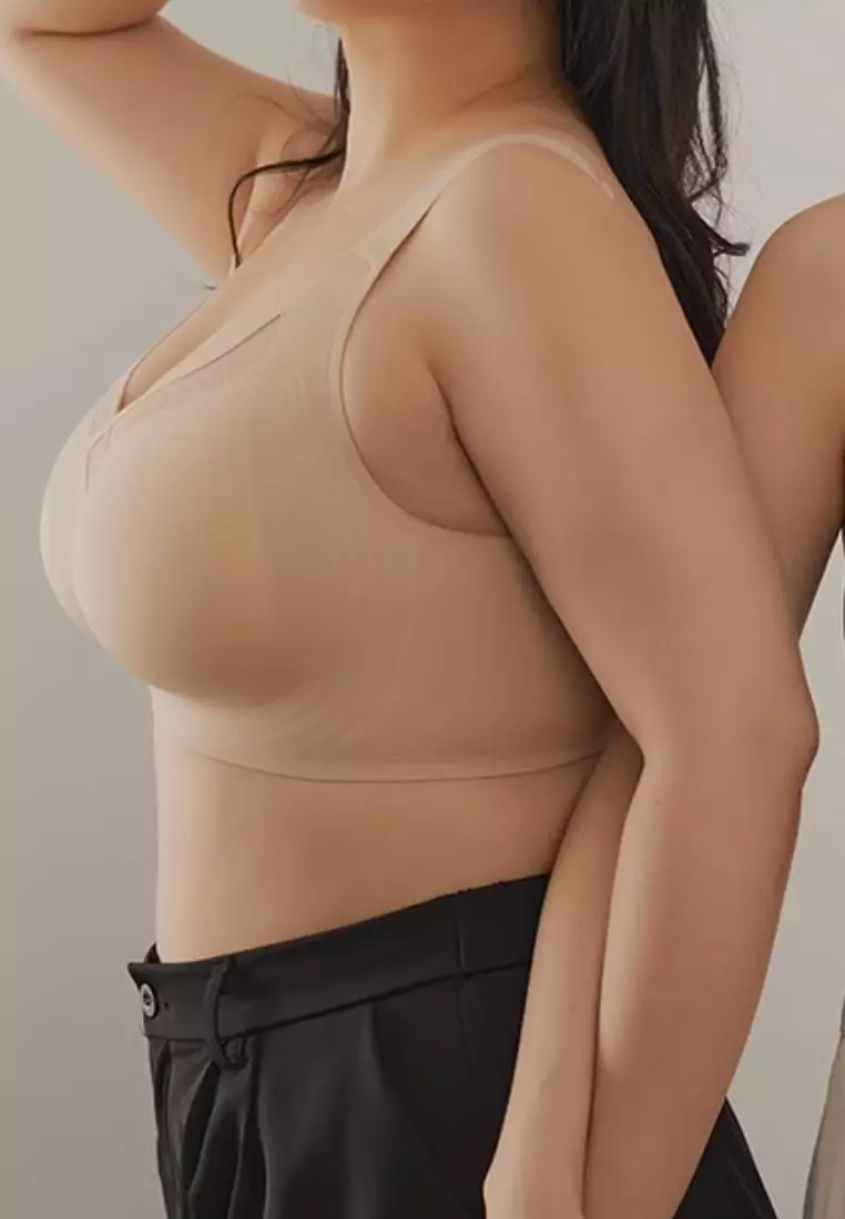 Premium Bella Plus Size Seamless Wireless Paded Push Up Bra in Nude