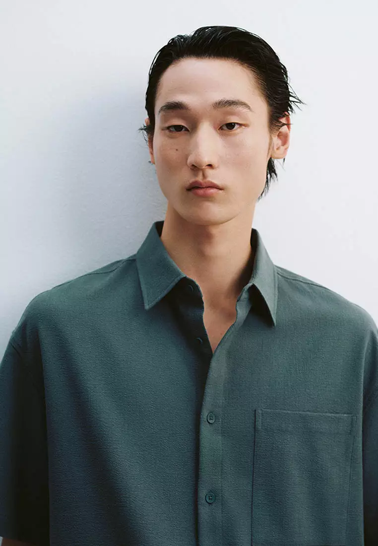 宽松型B开襟衬衫