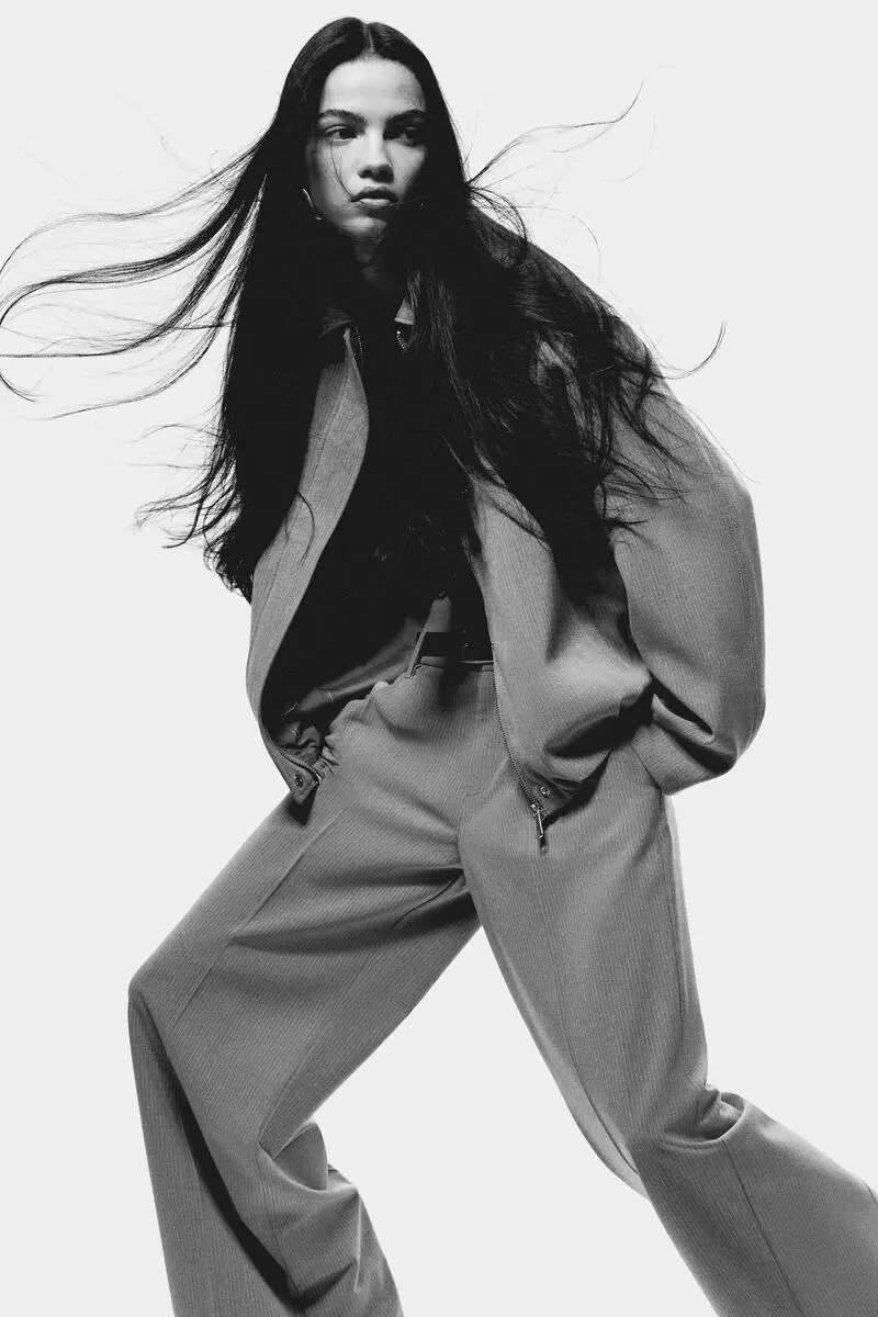 Wide tailored trousers