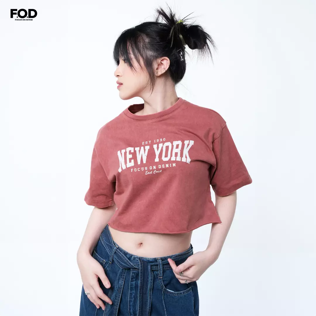 Kaos Crop Wanita Nyc Dark Pink
