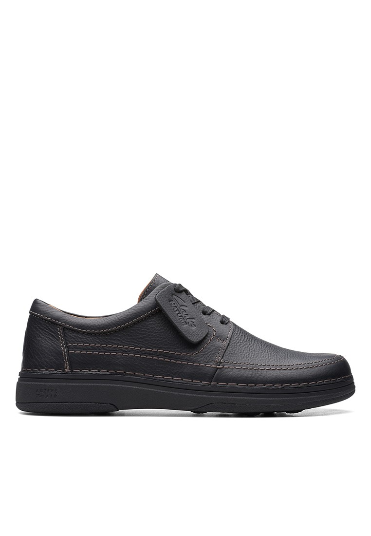 Clarks Nature 5 Lo Black Leather Shoes