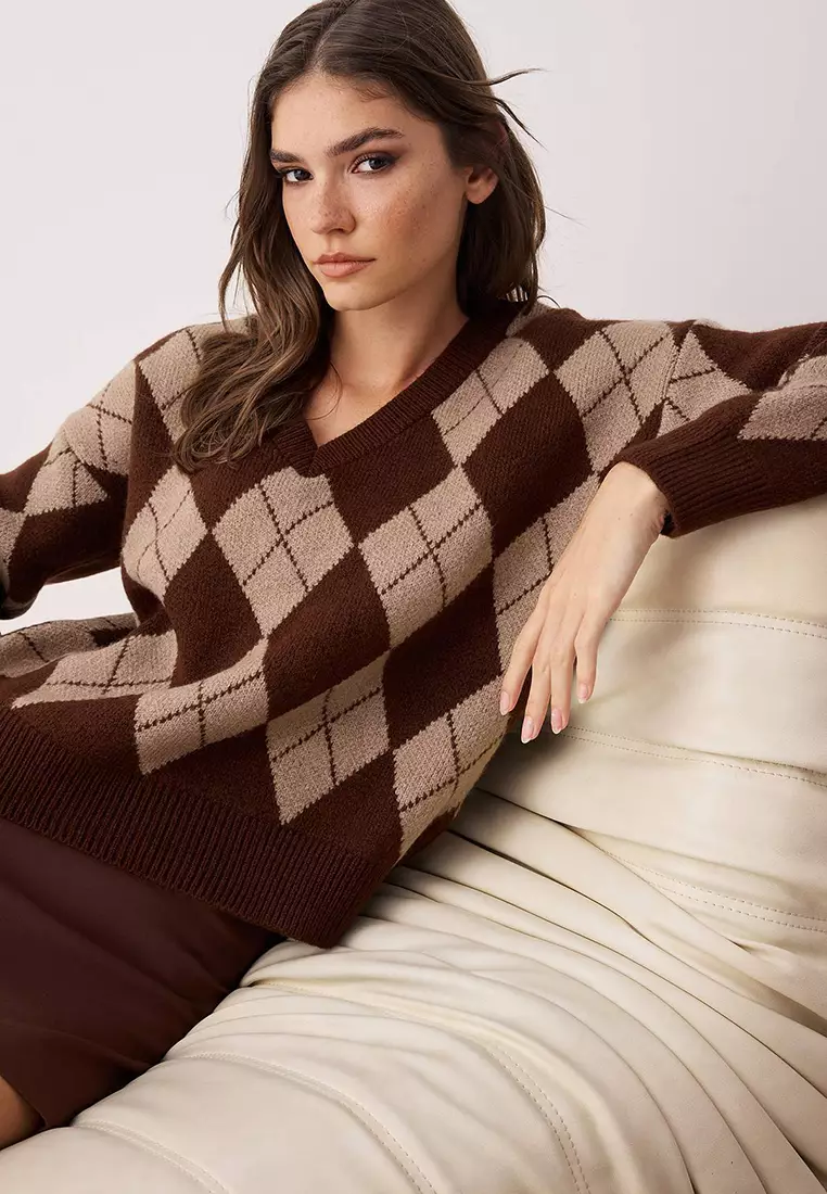 Dark Brown Soft Textured V Neck Argyle Knit Sweater