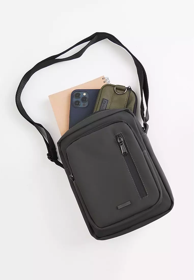 PU Coated Sling Bag with Metal Bar Branding