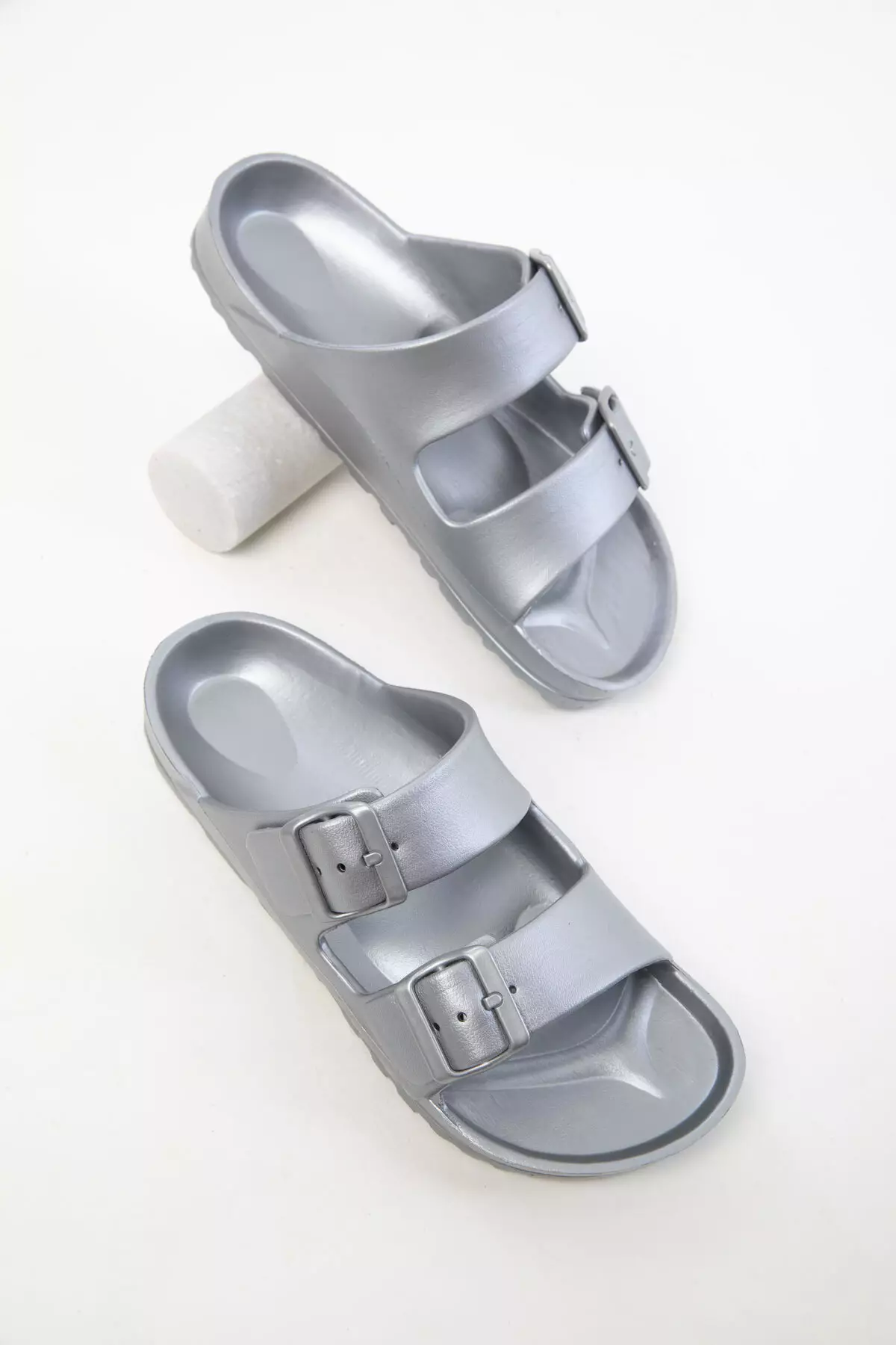 16179 Women's Silver Slippers