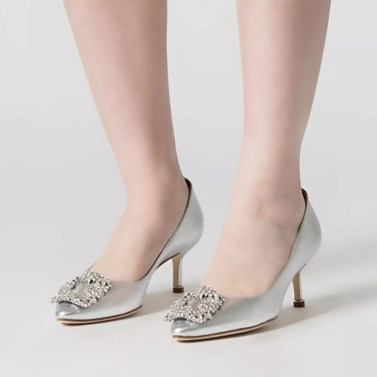 Manolo blahnik hangisi 50 clearance