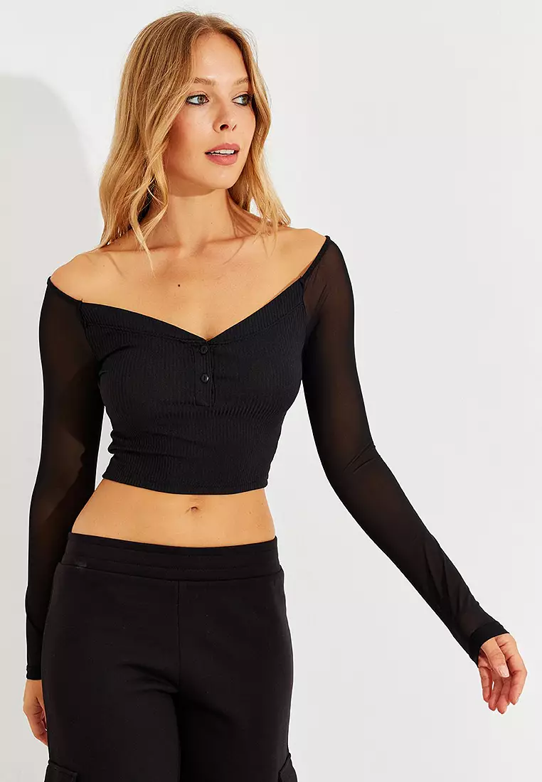 Off Shoulder Crop Top
