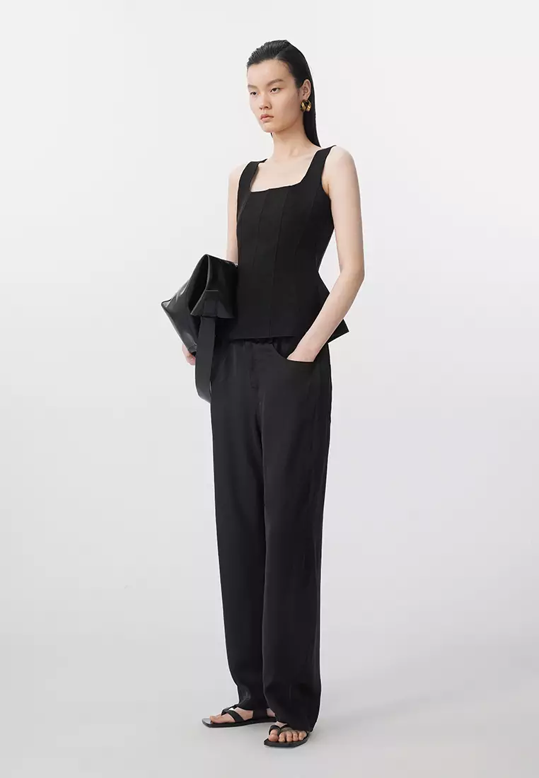 Curled extra-long trousers