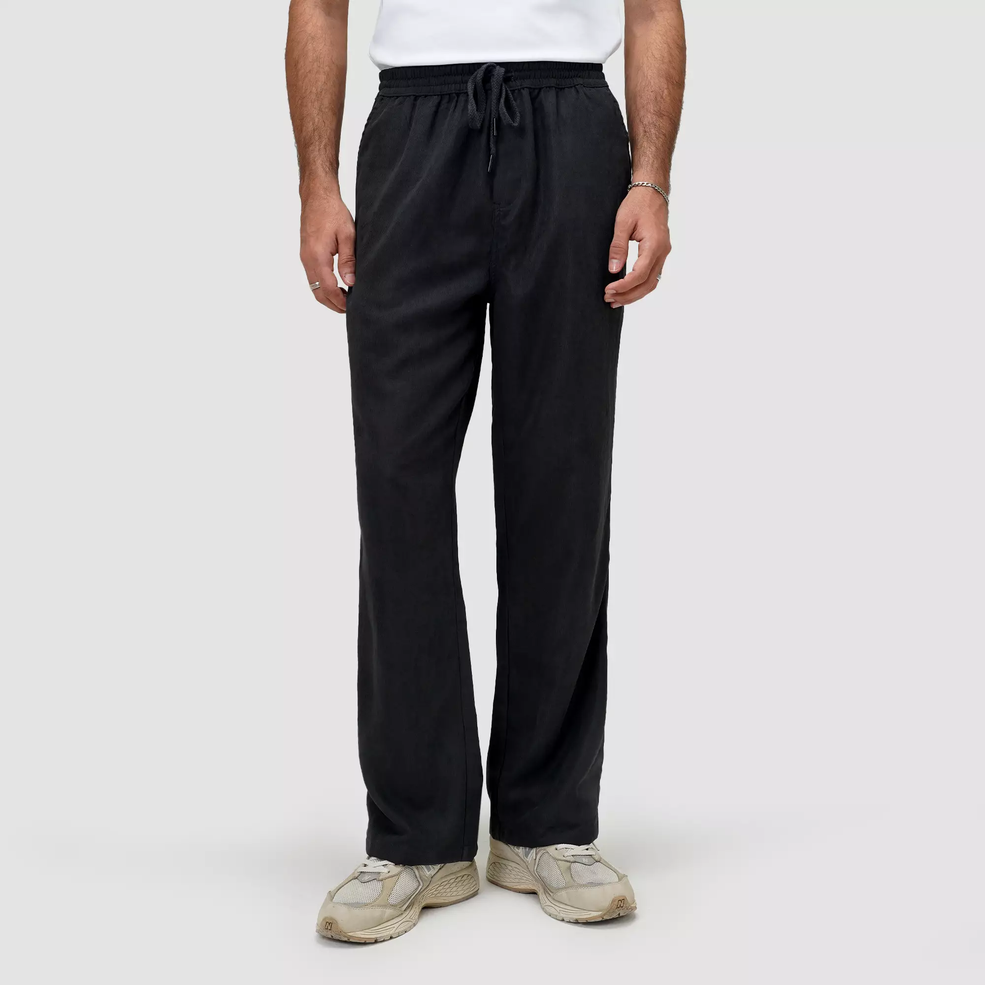 CELCIUS Straight Trouser Corduray Pique L03000713C Hitam