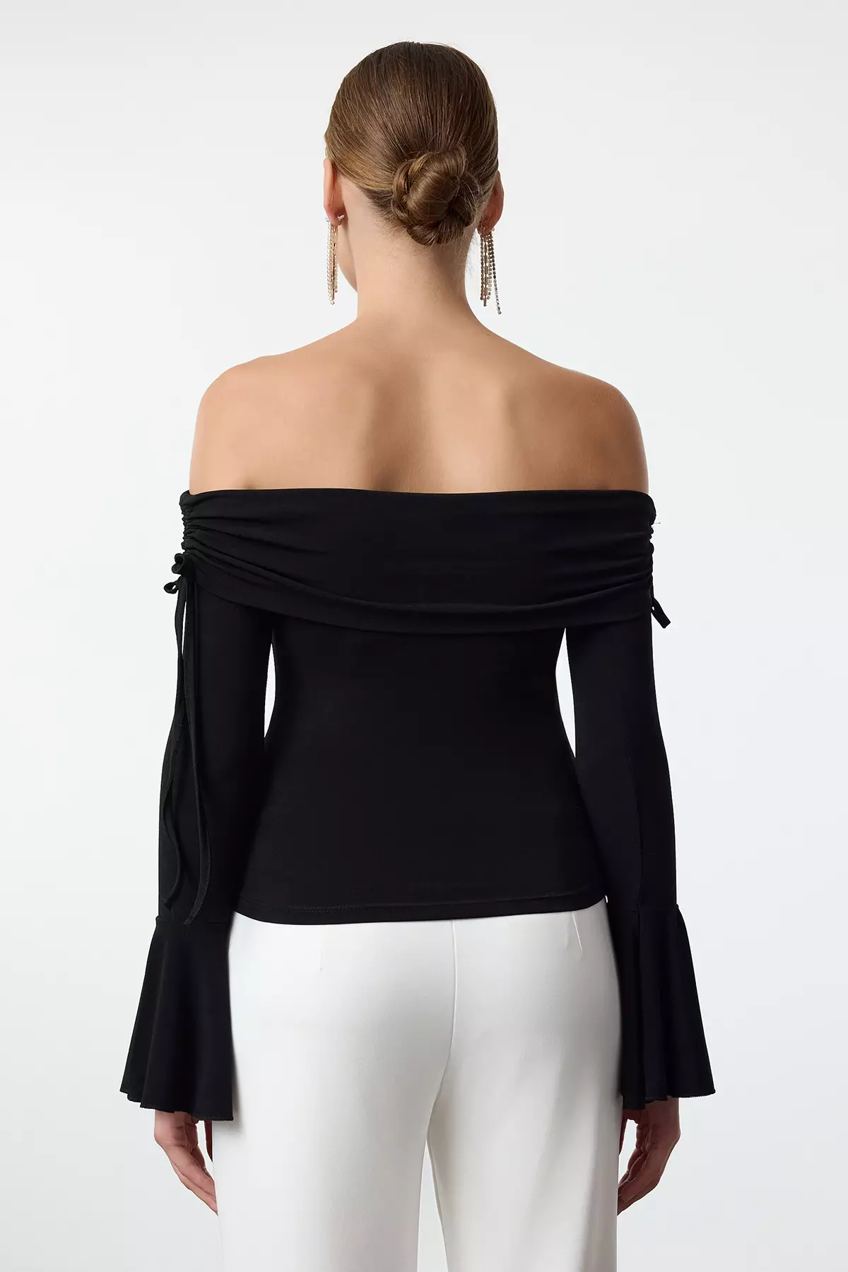Buy Trendyol Off Shoulder Top 2025 Online | ZALORA