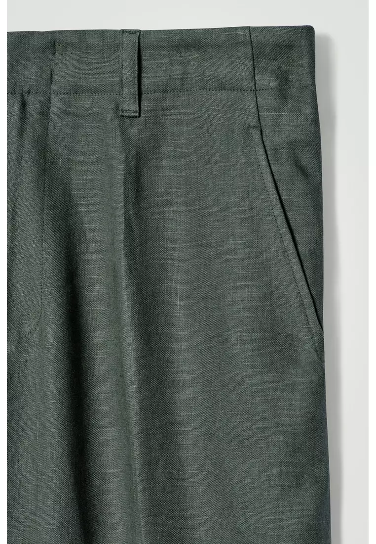 RELAXED LINEN TAPERED TROUSERS