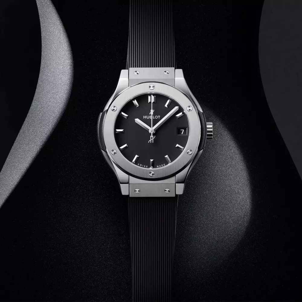 Classic Fusion 33 - 581.NX.1470.RX Titanium