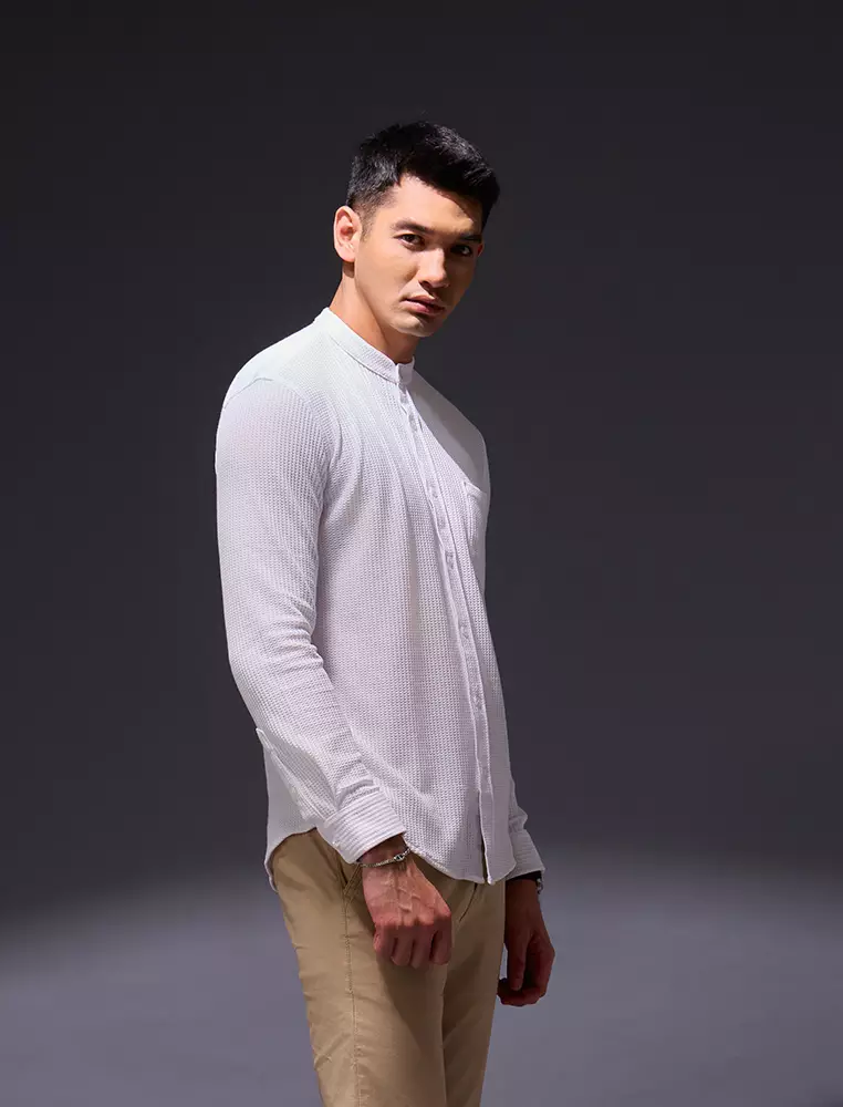 OXCON kemeja Tangan Panjang Waffle Kerah Collarless Putih