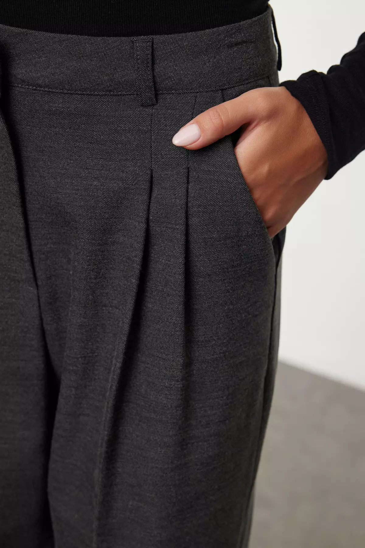 Limited Edition Black Straight Cut Pleated Pants