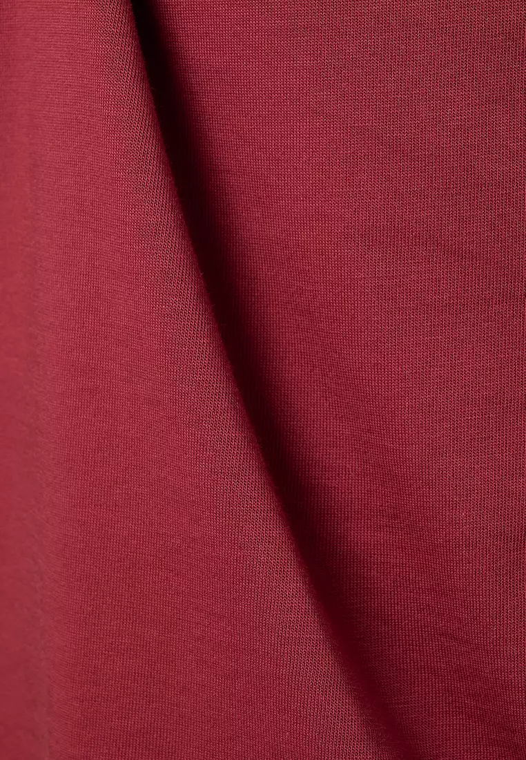 MANZONE - Kaos Pima Cotton Lengan Pendek Pria Jesper 2 Slim Fit - Maroon Colour Maroon