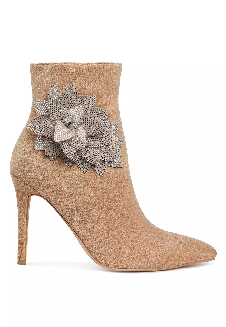 Discount on London Rag  shoes - SKU: Rhinestones Petal Detail Boots in Beige