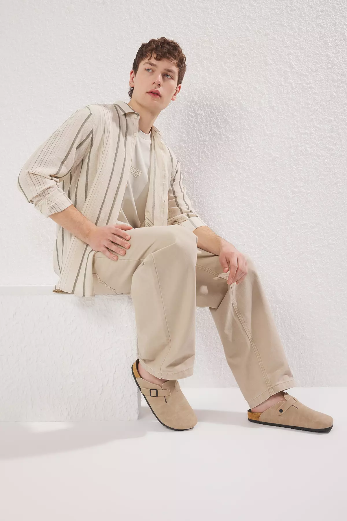 Beige Closed Front Buckle Men's Sabo Slippers Takss25Te00008