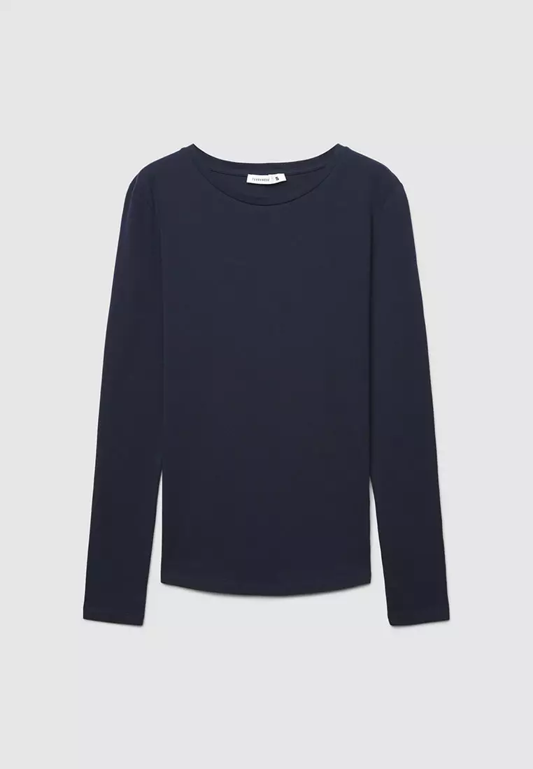 Woman Long-Sleeved T-Shirt