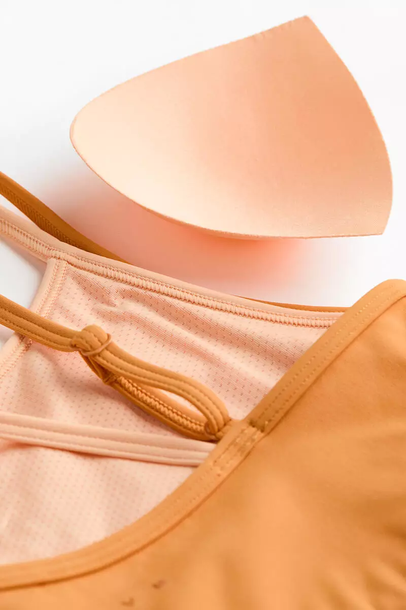 Buy H&M Sports bra with SculptMove™ 2026 Online | ZALORA