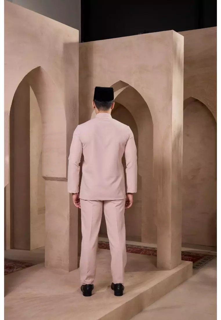 Baju Melayu Mahkota