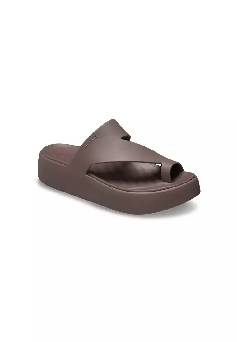 Discount on Crocs  shoes - SKU: Women's Getaway Platform Toe Loop in Truffle