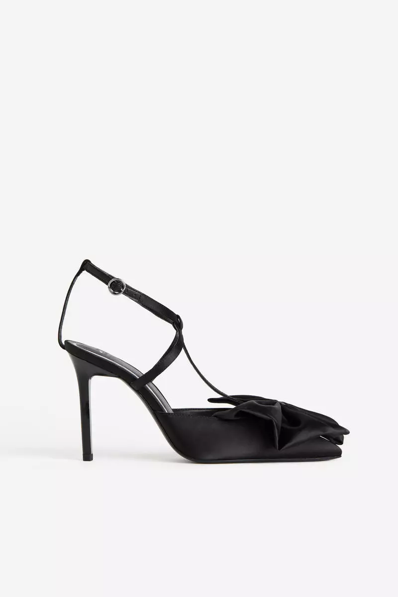 Discount on H&m  shoes - SKU: Bow-Detail Heels