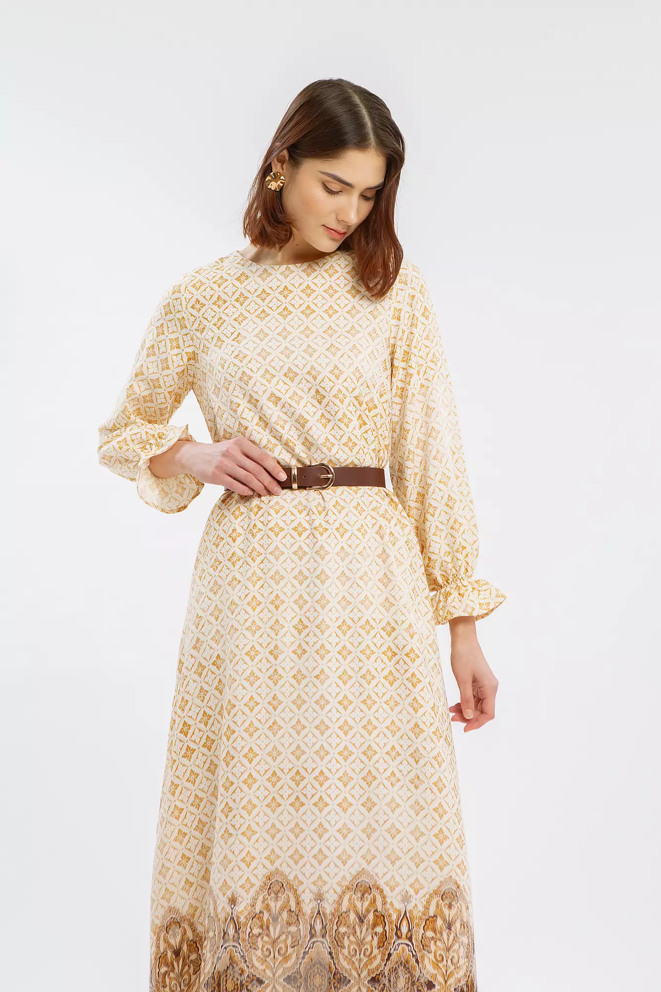 Minimal Samira Dress Beige