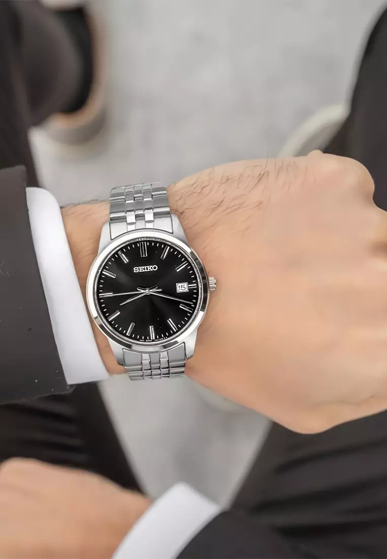 Seiko Quartz Classic Silver Stainless Steel Bracelet - Jam Tangan Analog Pria - SUR401P1