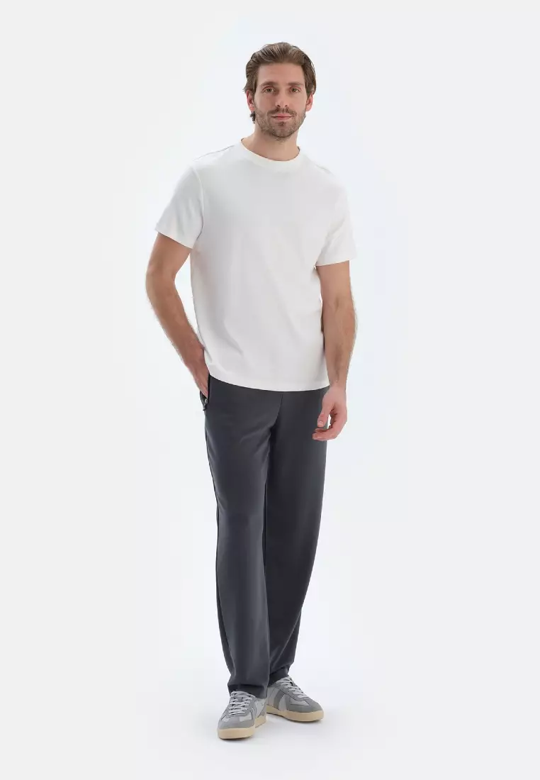 White Basic T-Shirt, Crew Neck, Regular, Short Sleeve Loungewear for Men