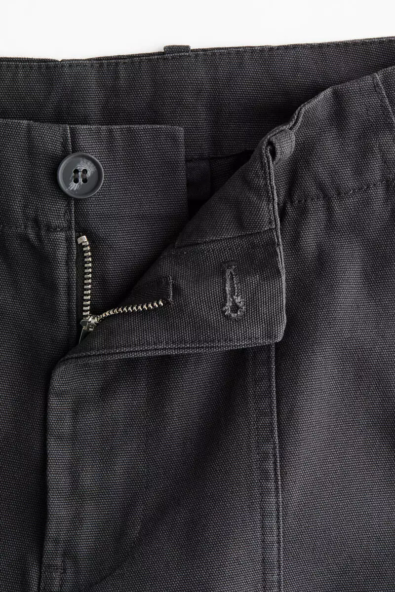 Barrel cargo trousers