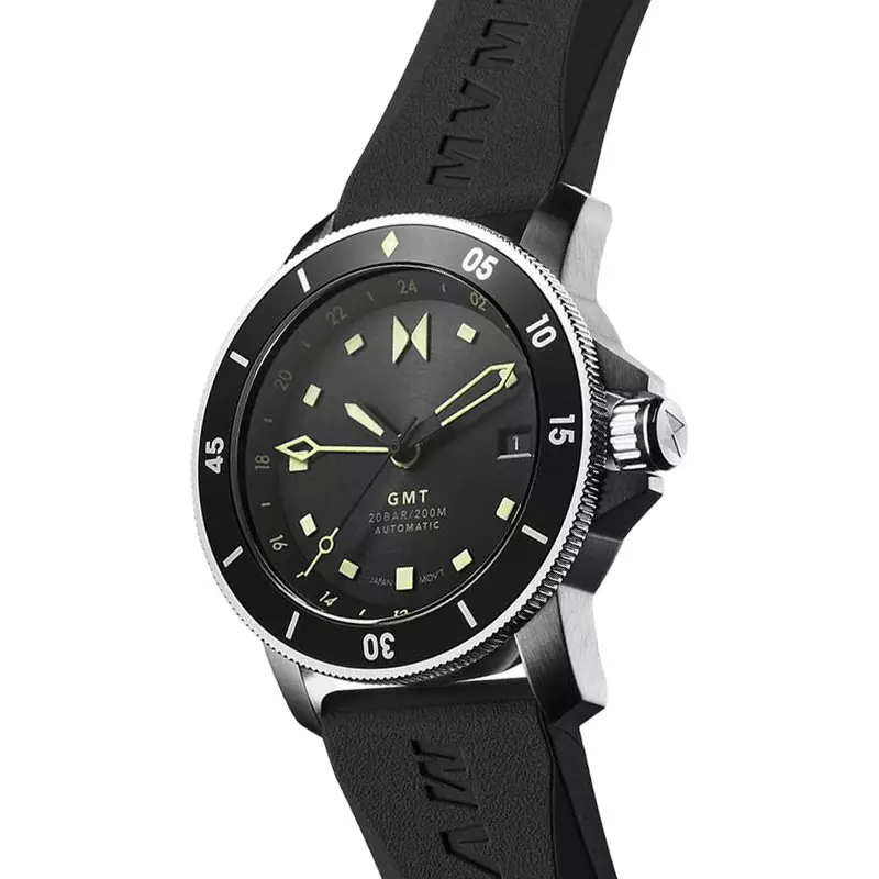 Jam Tangan Pria MVMT Cali 28000331 Men GMT Diver Black Dial Stainless Steel Strap + Extra Strap
