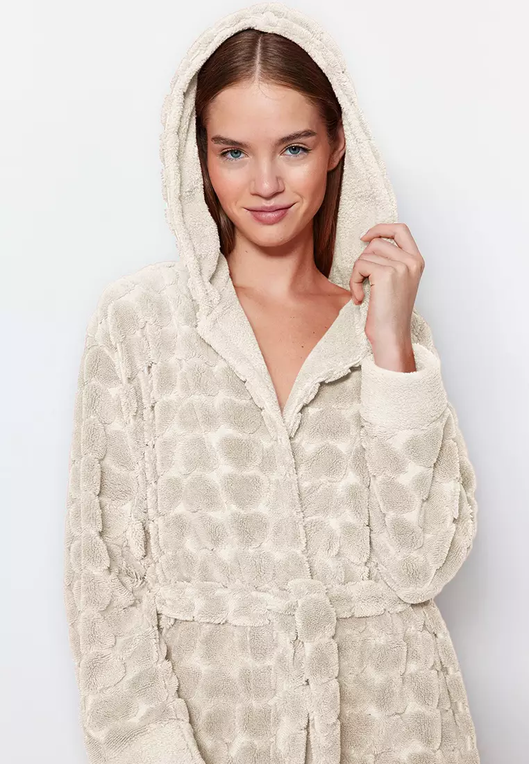 Ecru Belted Heart Polar Winter Knit Dressing Gown