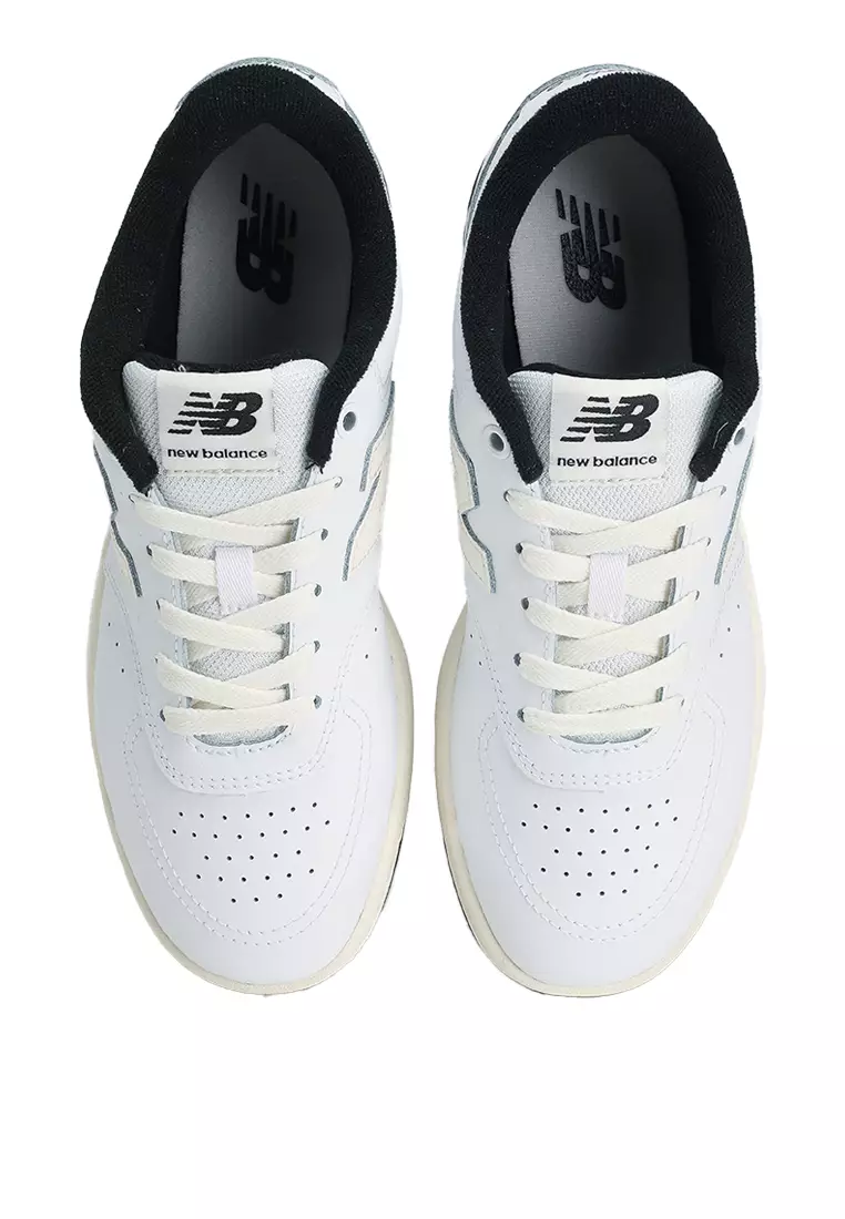 BB80 Classic Lifestyle Shoes