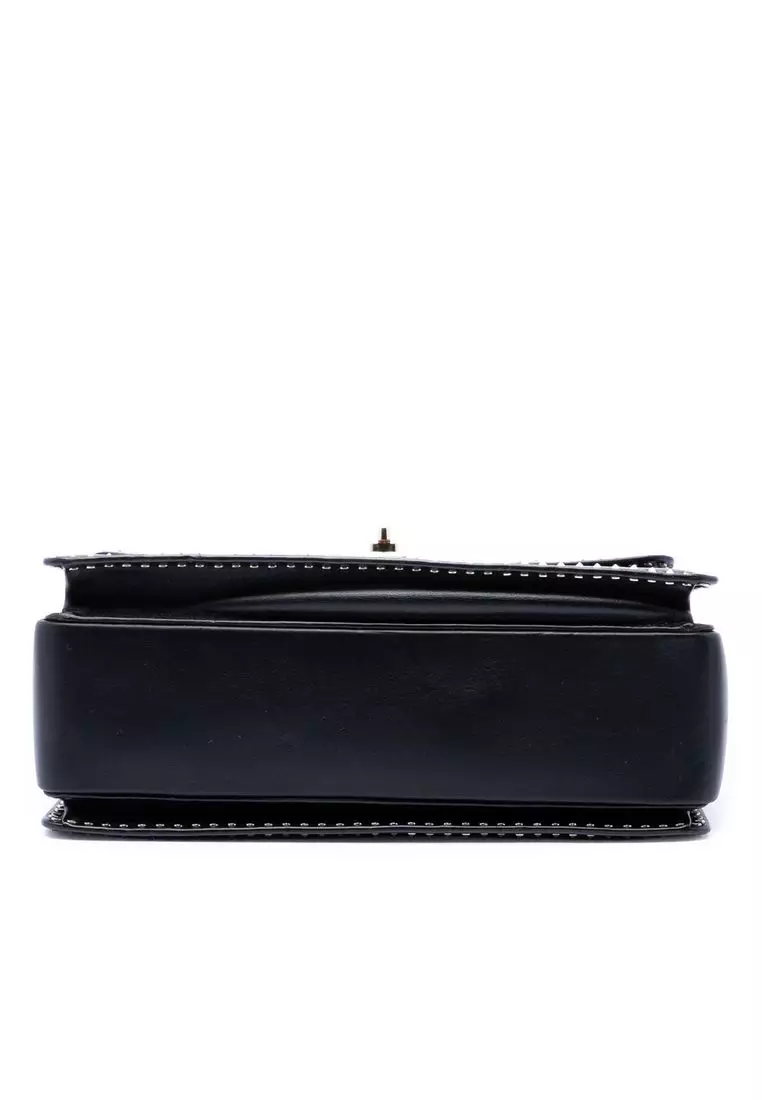 Pre-Loved Valentino Leather Rockstud Top Handle Bag