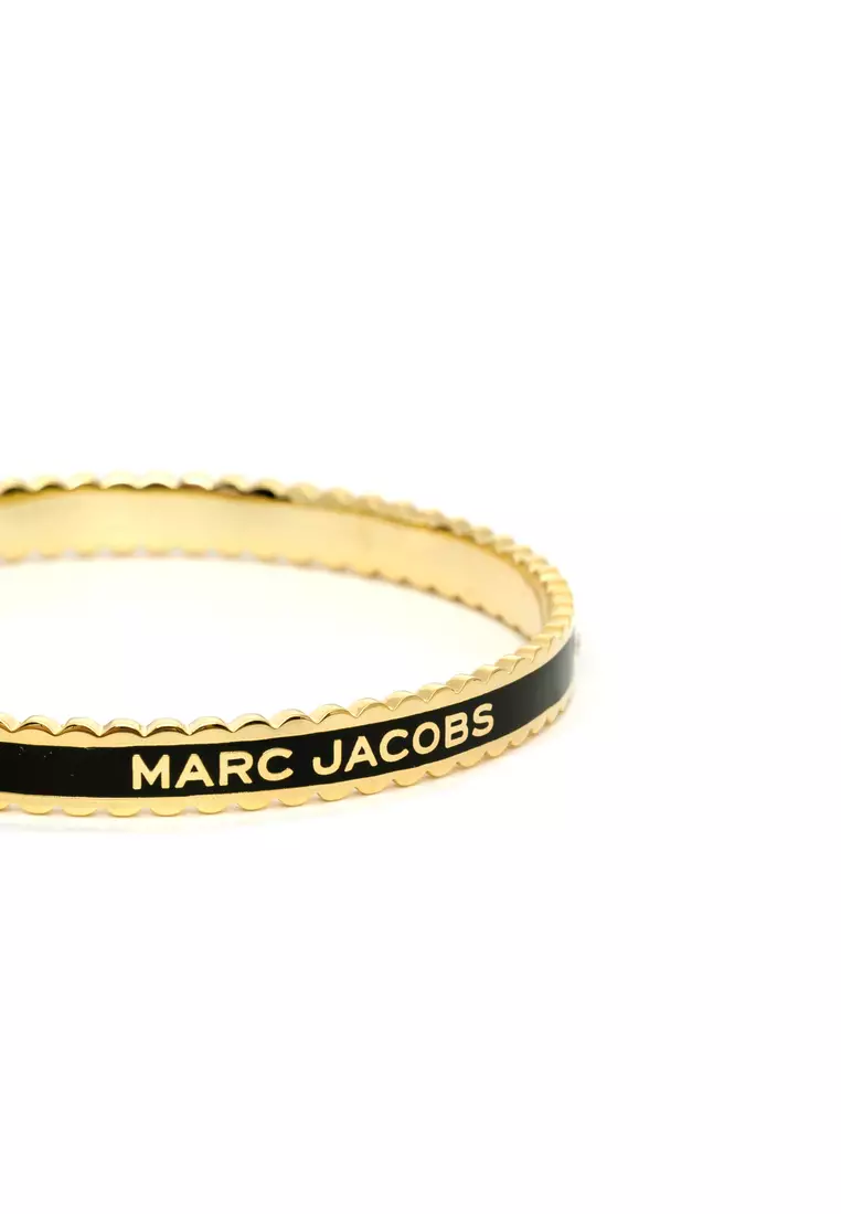 Buy Marc Jacobs Marc Jacobs The Medallion Scalloped Bangle 2023 Online ...