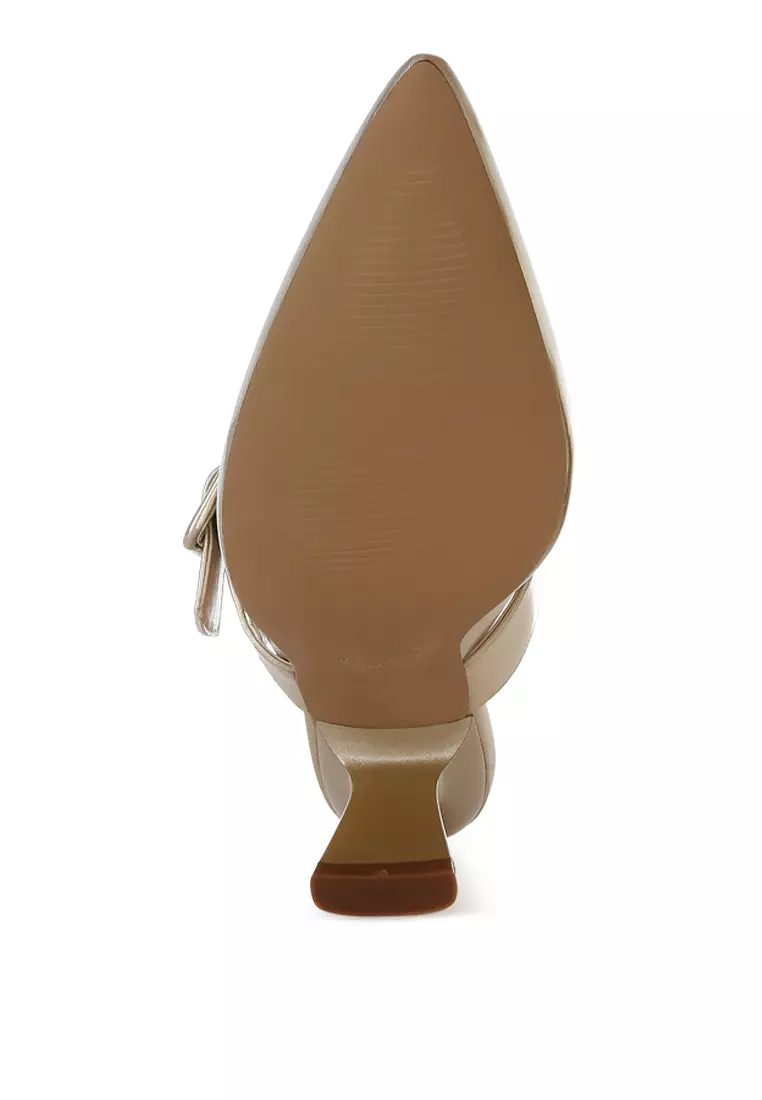 Sandal hak anak kucing gesper besar warna emas