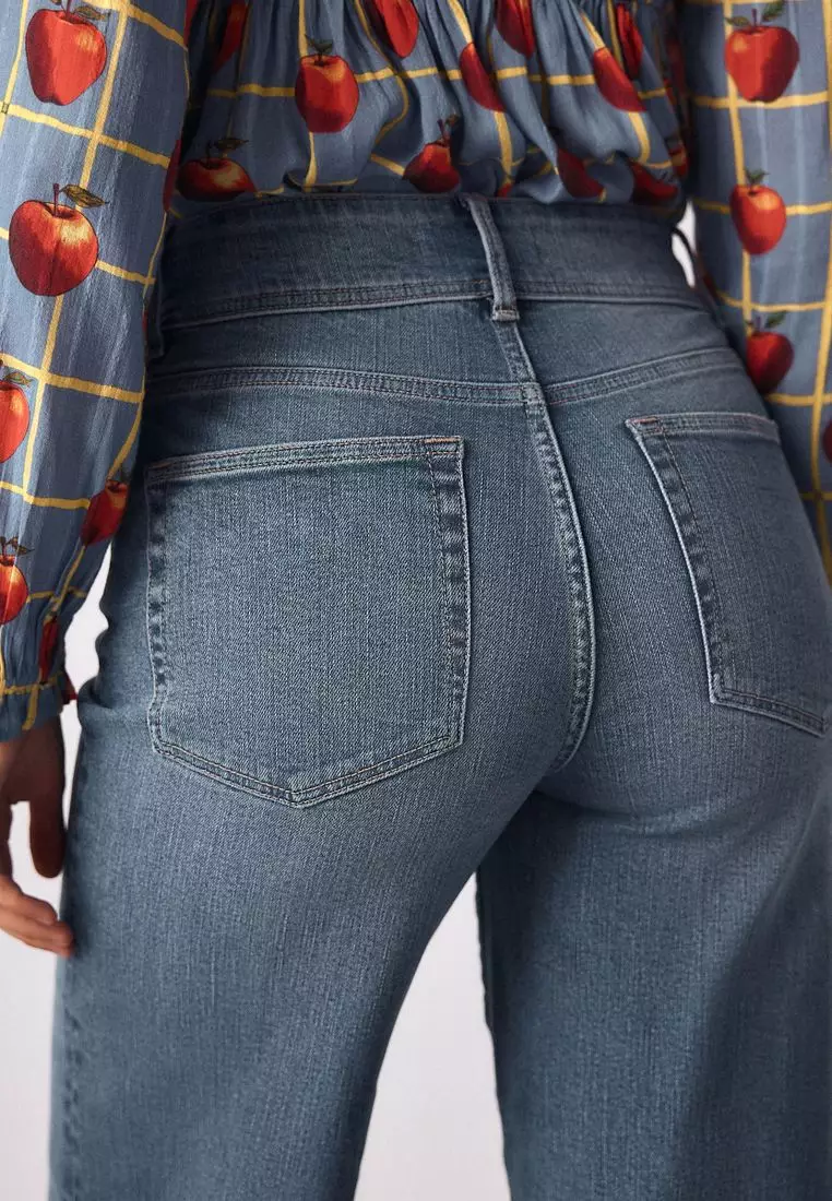 High Rise Stretch Wide Leg Jeans