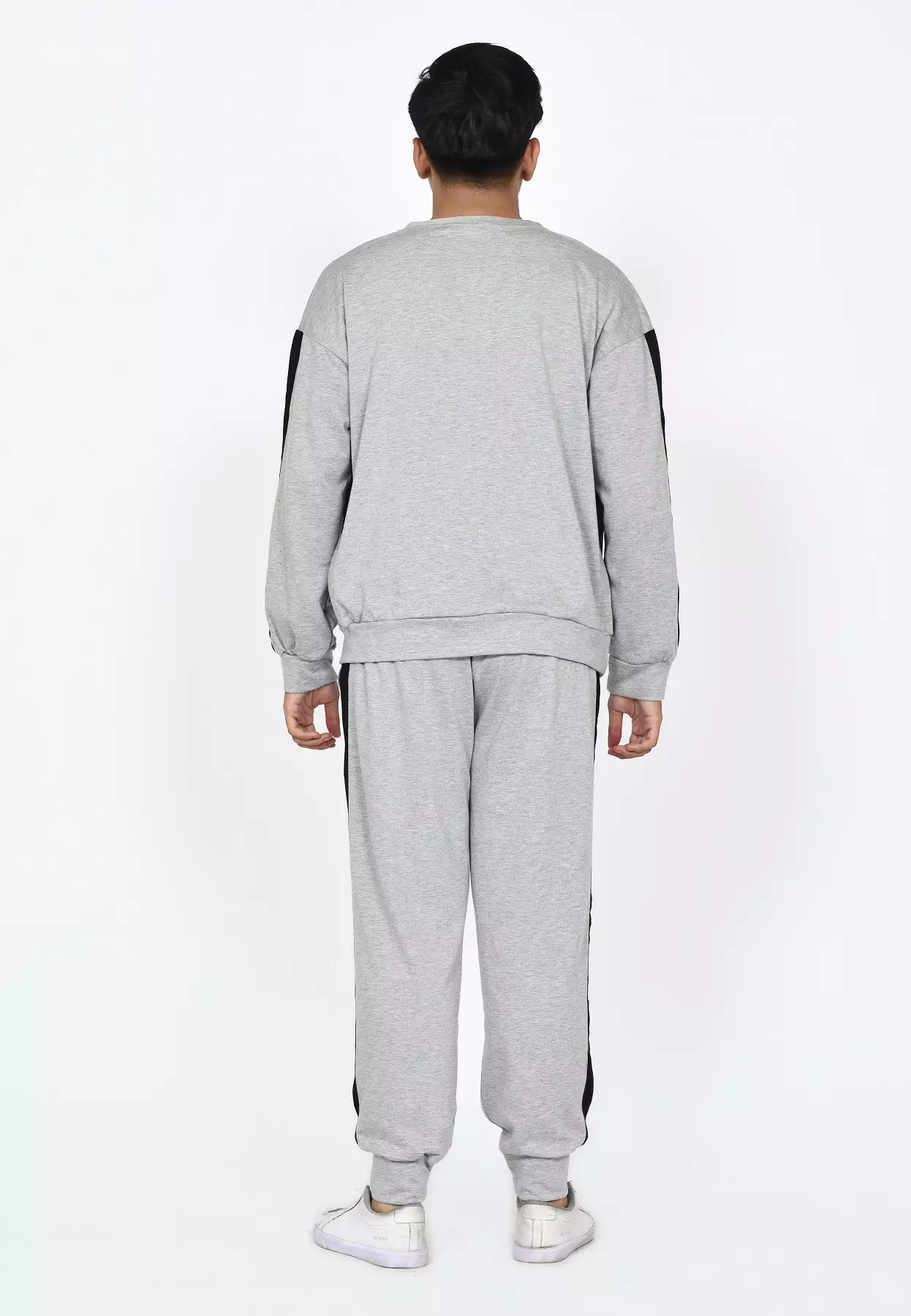 Saka Set Sporty Jogger ABU MUDA - Setelan Training Pria Running Gym Casual Sport