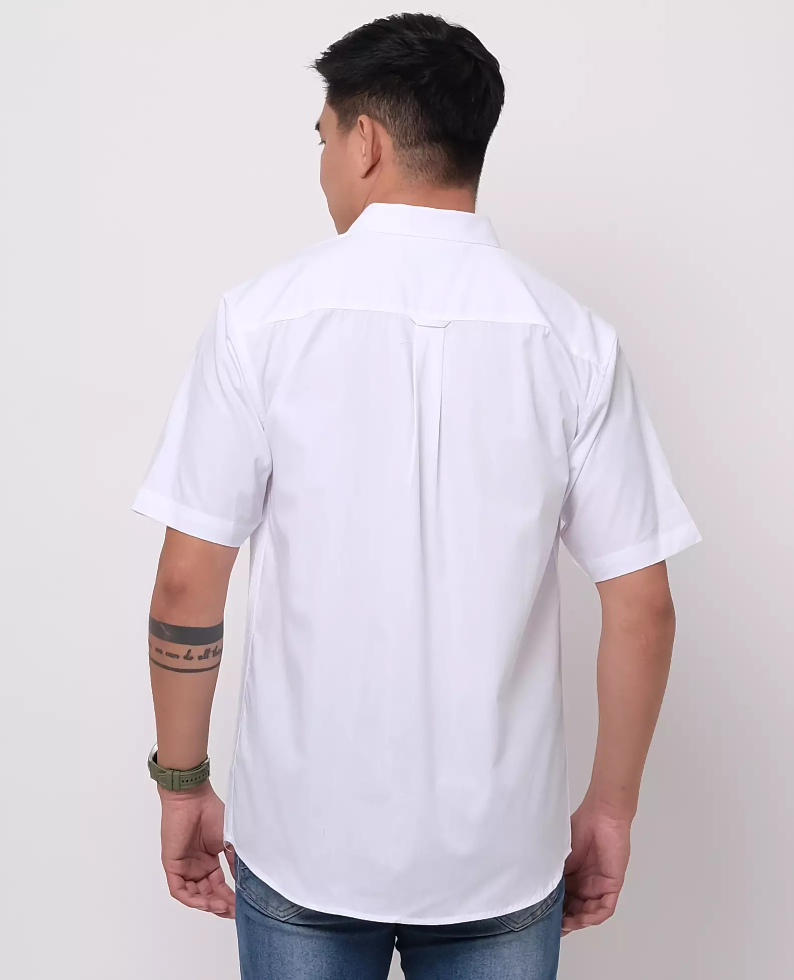 Andre Michel Kemeja Lengan Pendek Putih Polos 16755