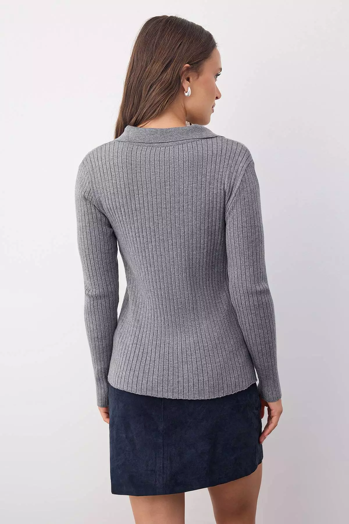 Wardrobe Essentials Anthracite Premium Yarn Polo Neck Ribbed Knit Sweater | Twoaw26Kz00077