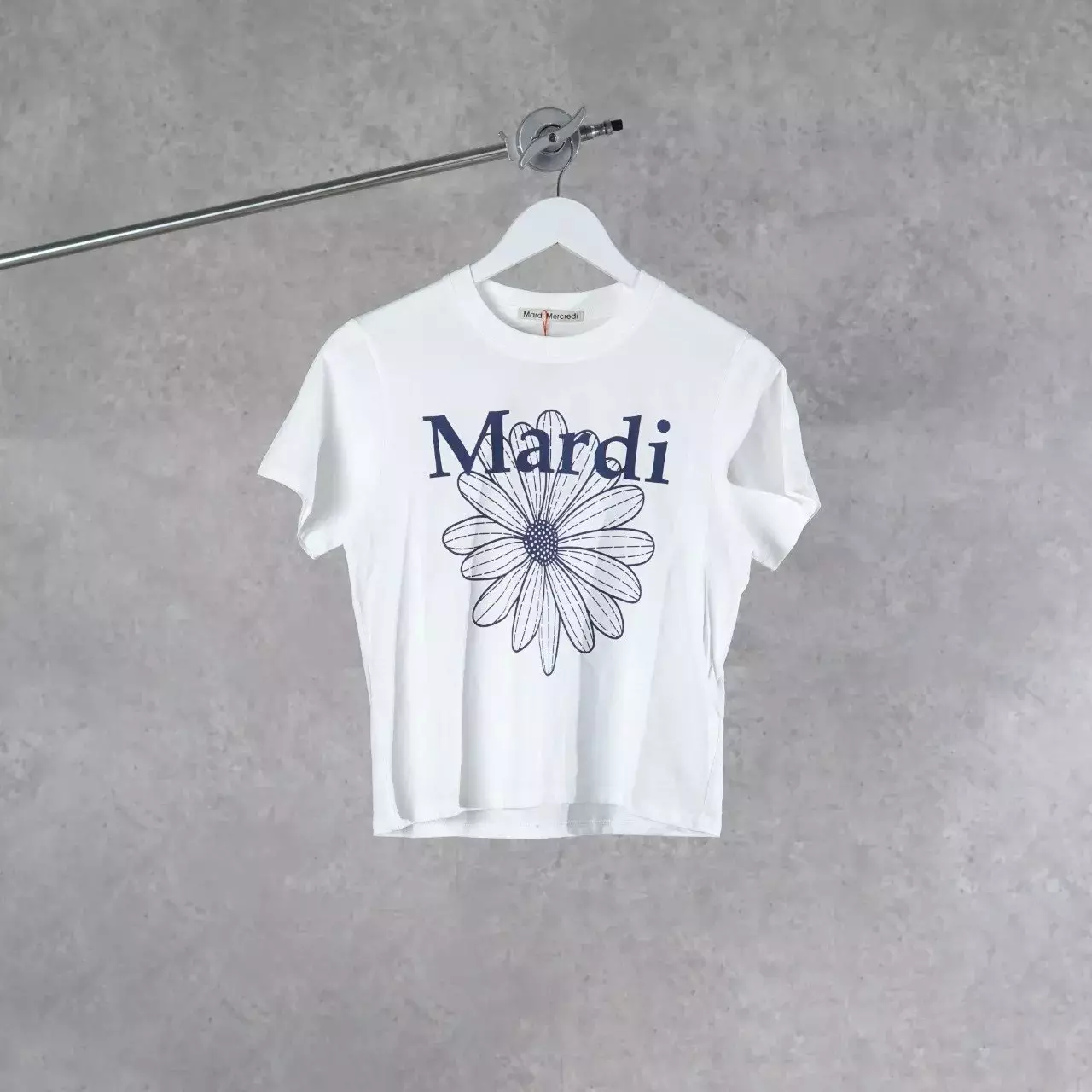 Kaos MARDI MERCREDI FLOWER NAVY WHITE TSHIRT 100% ORIGINAL