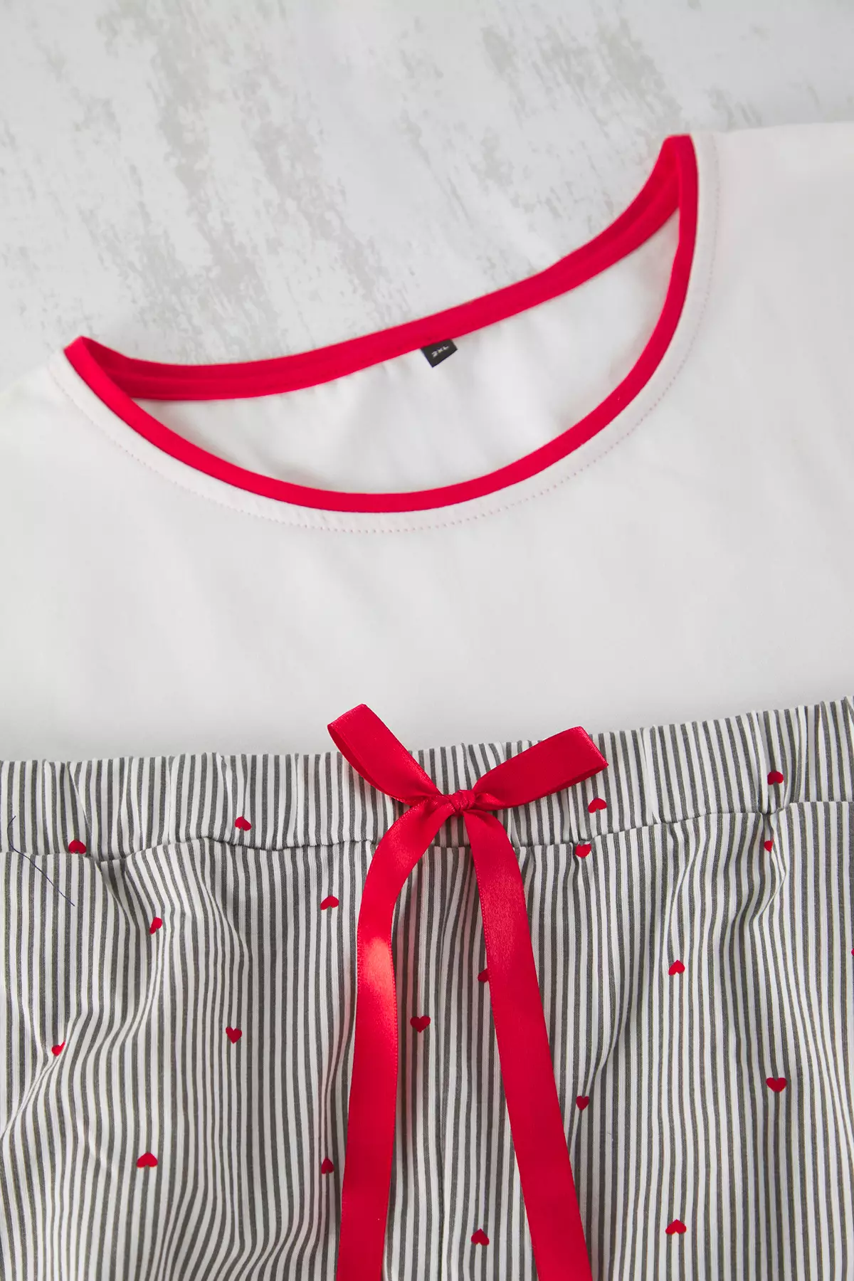 Stripes with Hearts print Pyjamas Set