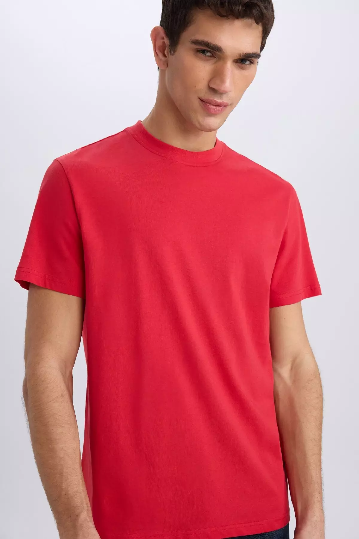 100% Cotton New Regular Fit Crew Neck Basic Plain Short Sleeve T-Shirt V7699Az25Sp