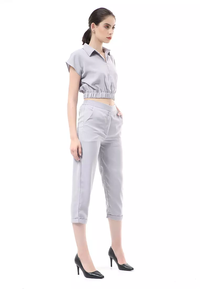 Nayra One Set Setelan Atasan Crop Karet Lengan Pendek Basic Pants Wanita Material Dolce ORIGINAL - Gray