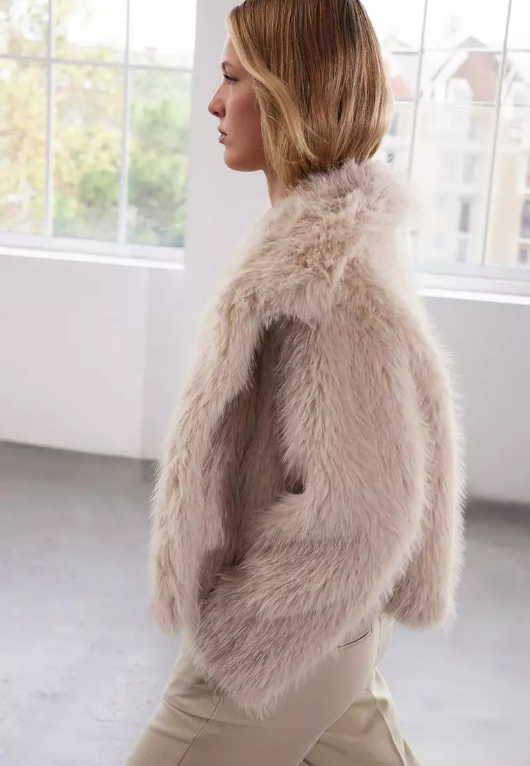 Beige Oversize Pattern Fur Coat Twoaw25Mo00035